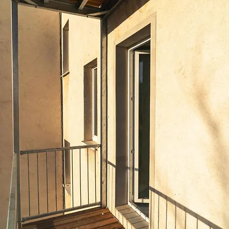 Lejlighed Zentrumsnahe 2-zimmer Mit Privatem Parkplatz Und Balkon Leipzig