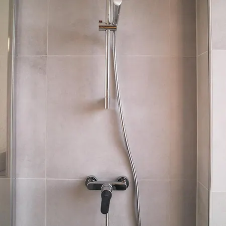 公寓 Zentrumsnahe 2-zimmer Mit Privatem Parkplatz Und Balkon 莱比锡