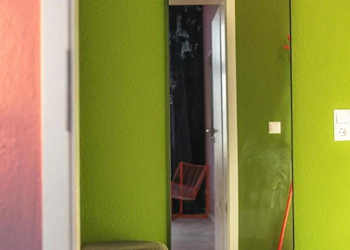 Zentrumsnahe 2-zimmer Mit Privatem Parkplatz Und Balkon 公寓 莱比锡