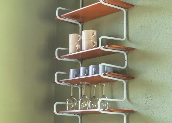 Apartamento Zentrumsnahe 2-zimmer Mit Privatem Parkplatz Und Balkon